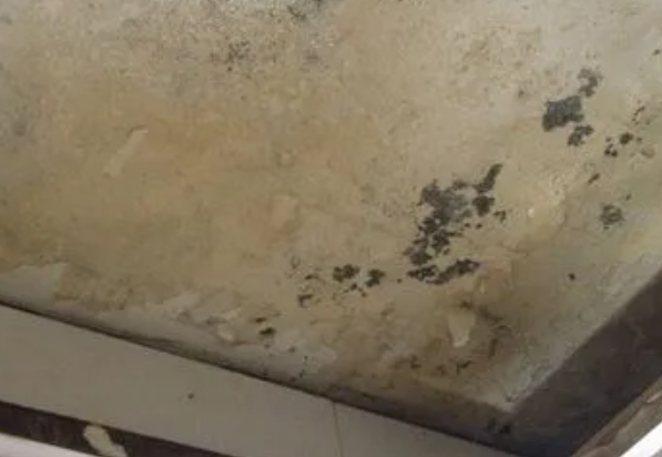 扶风阳台漏水维修公司分享下扶风卫生间渗水维修需要注意哪些问题。